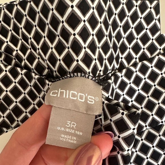 Chico's NWT so slimming Brigitte slim leg Black and White Geometric Pants - Picture 5 of 6